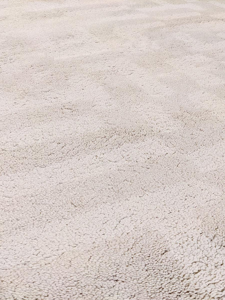 Cuddle - Size: 8.2 x 6.7 - Imam Carpet Co