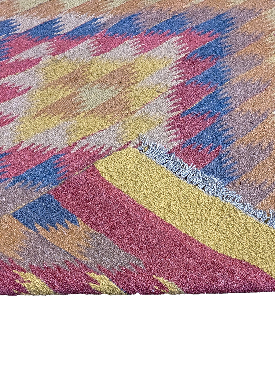 Captivate - Size: 4.6 x 3 - Imam Carpet Co