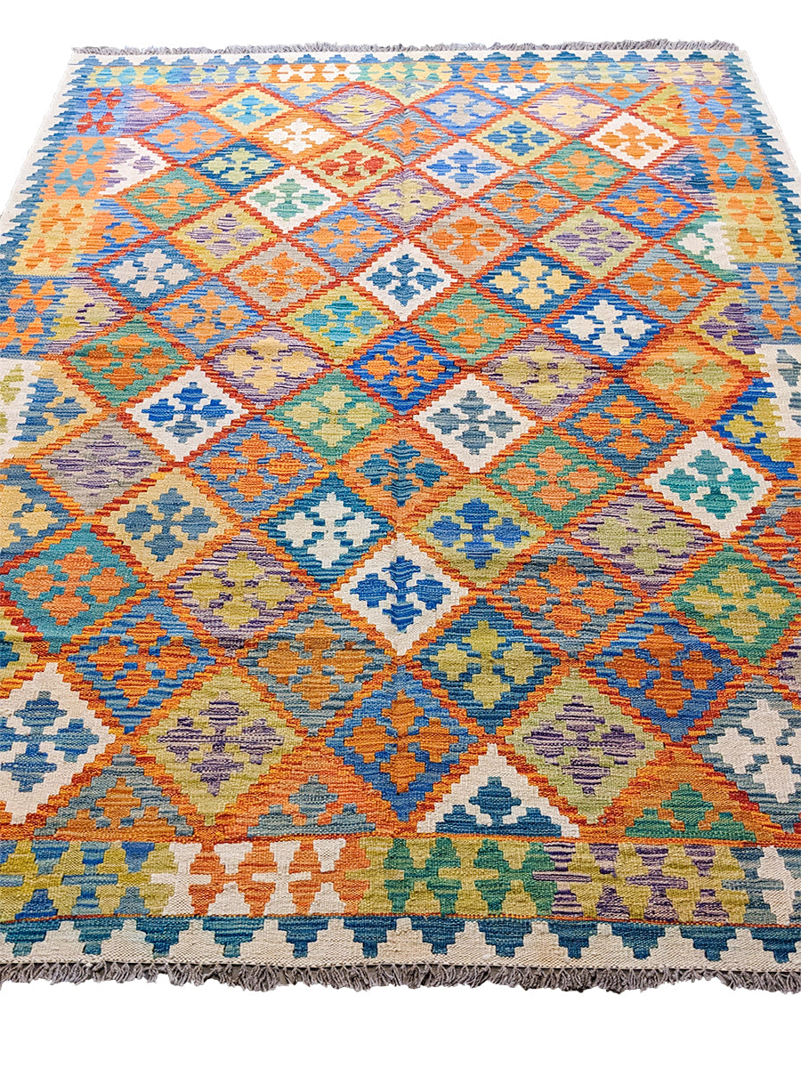 Hues - Size: 8.2 x 5.9 - Imam Carpet Co