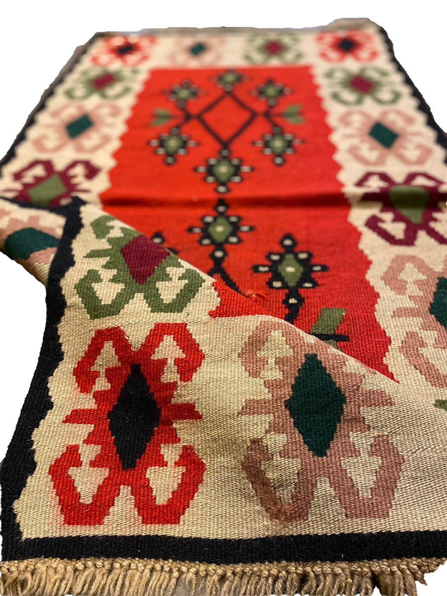 Simge - Size: 3.10 x 2 - Imam Carpet Co