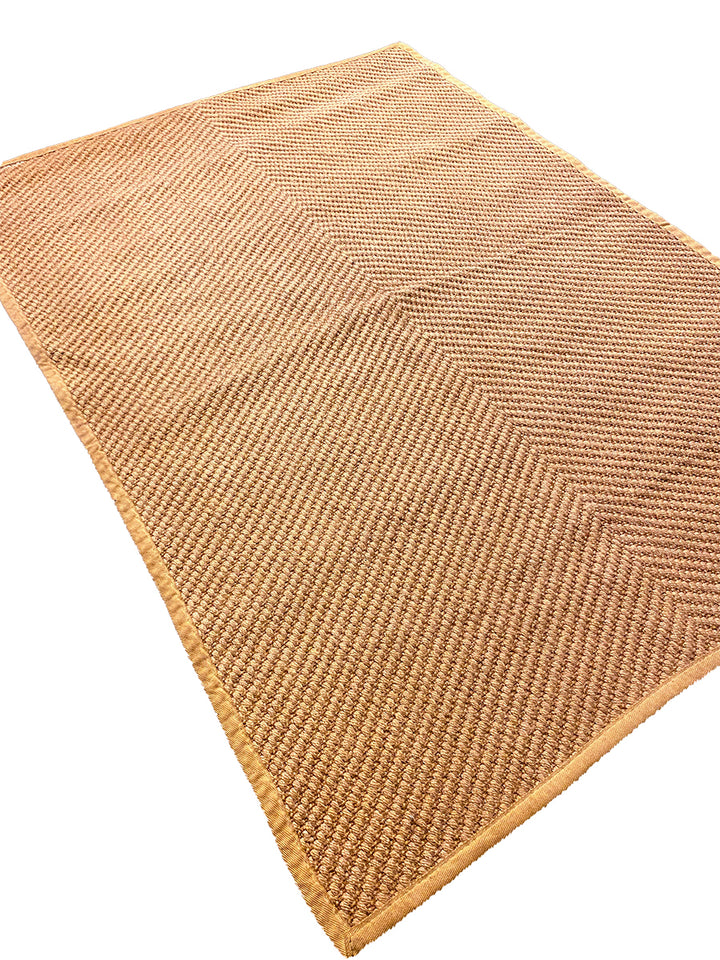Mira - Size: 5.10 x 4.3 - Imam Carpet Co
