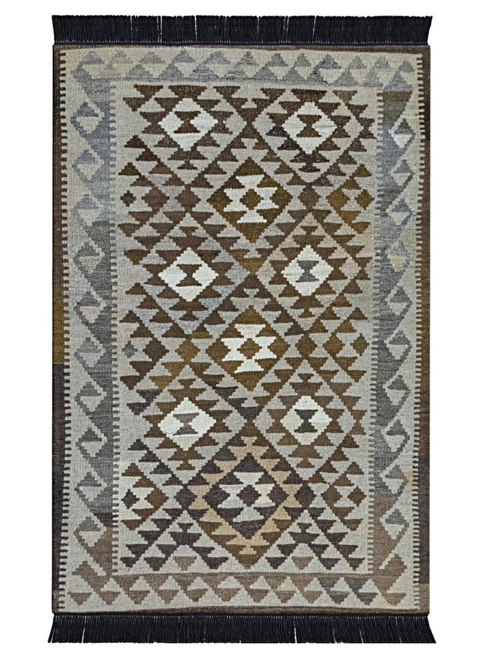 Neutral Bohemian Kilim - Size: 4.9 x 3.1