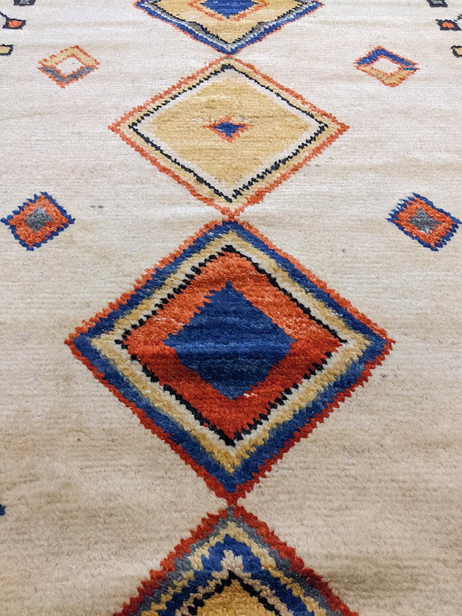 Atlasa - Size: 5.11 x 4.1 - Imam Carpet Co