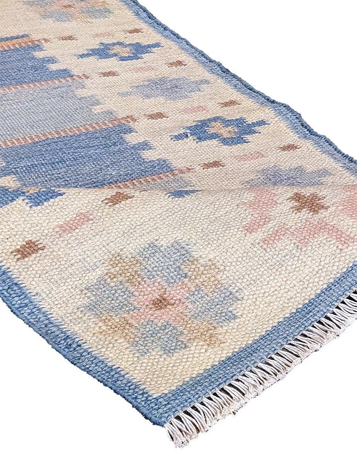 Zeneave - Size: 4.3 x 2.2 - Imam Carpet Co