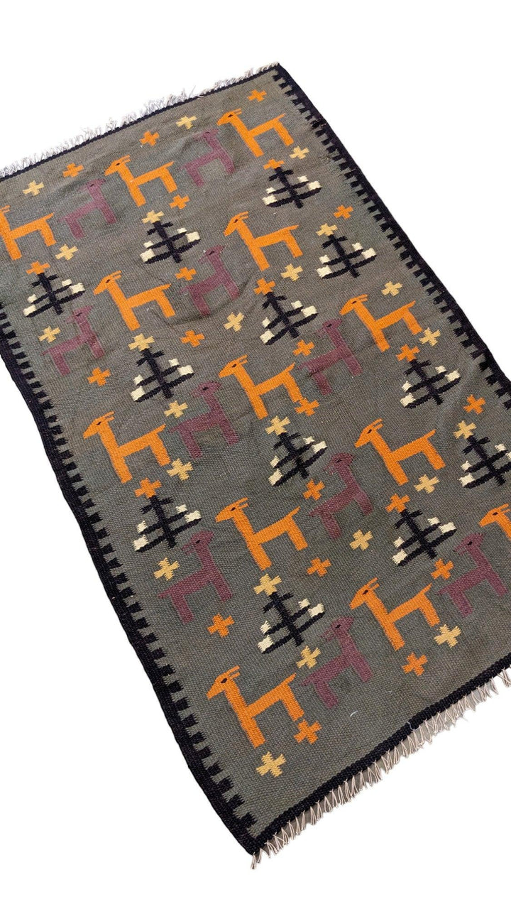 Luminance - Size: 4.7 x 2.10 - Imam Carpet Co