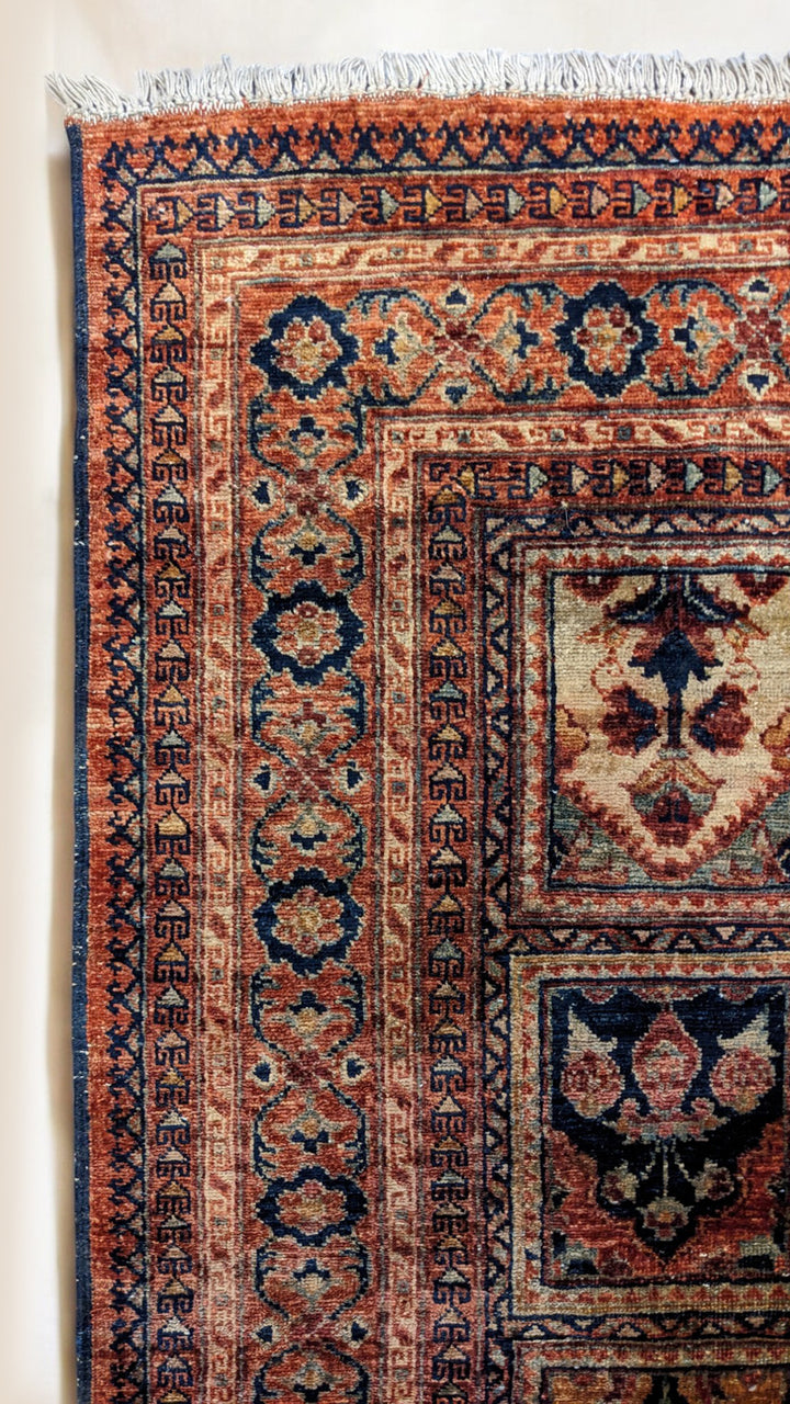 Lumora - Size: 6.7 x 4.10