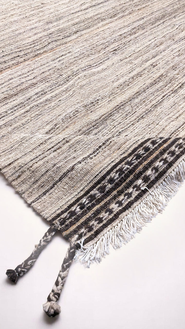 Sylvaris Modern Flatweave Rug - Size: 10 x 8.4