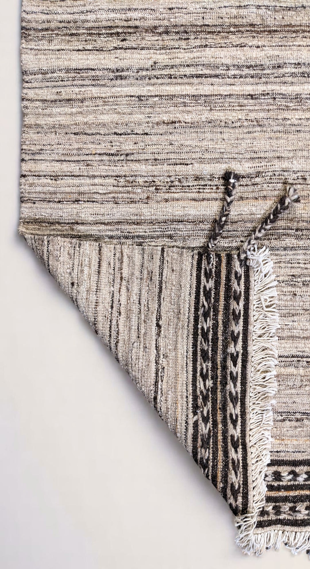 Sylvaris Modern Flatweave Rug - Size: 10 x 8.4