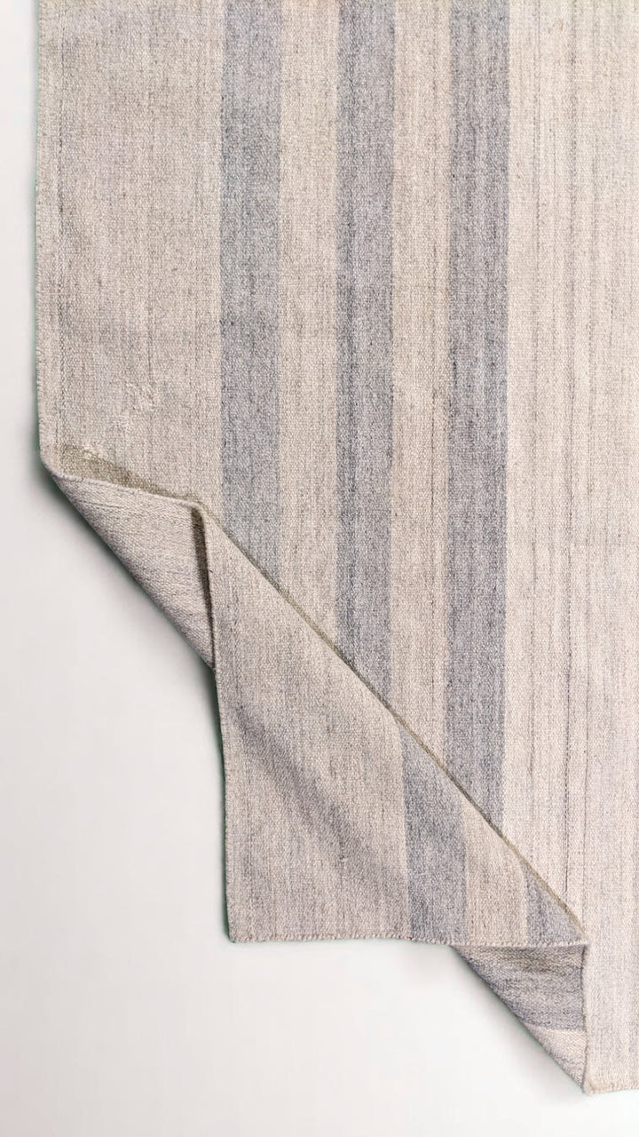 Velour - Size: 10.1 x 7.11