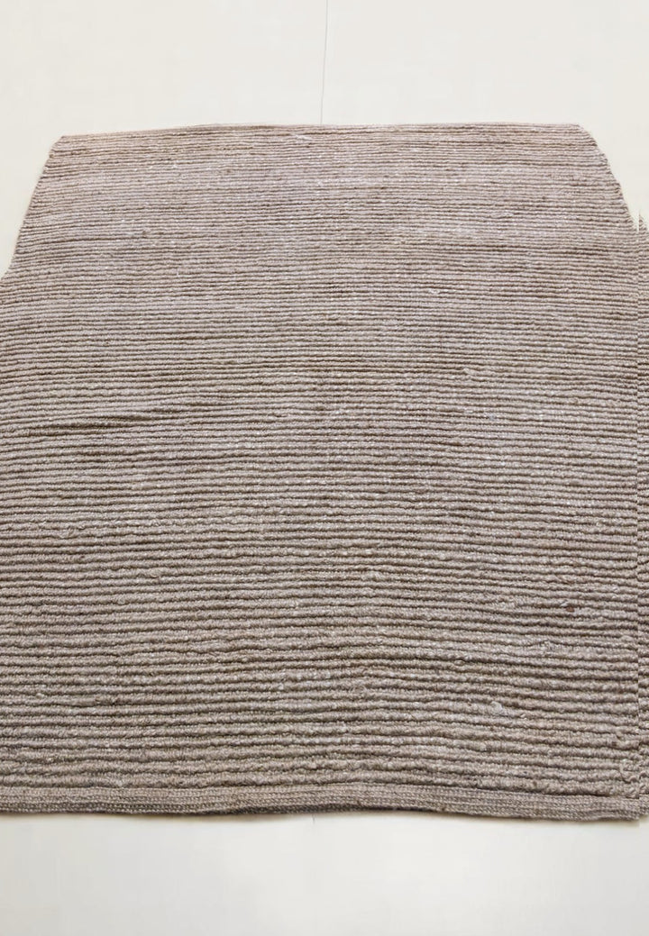 Braided Natural Jute Rug - Size: 6.6 x 4.8