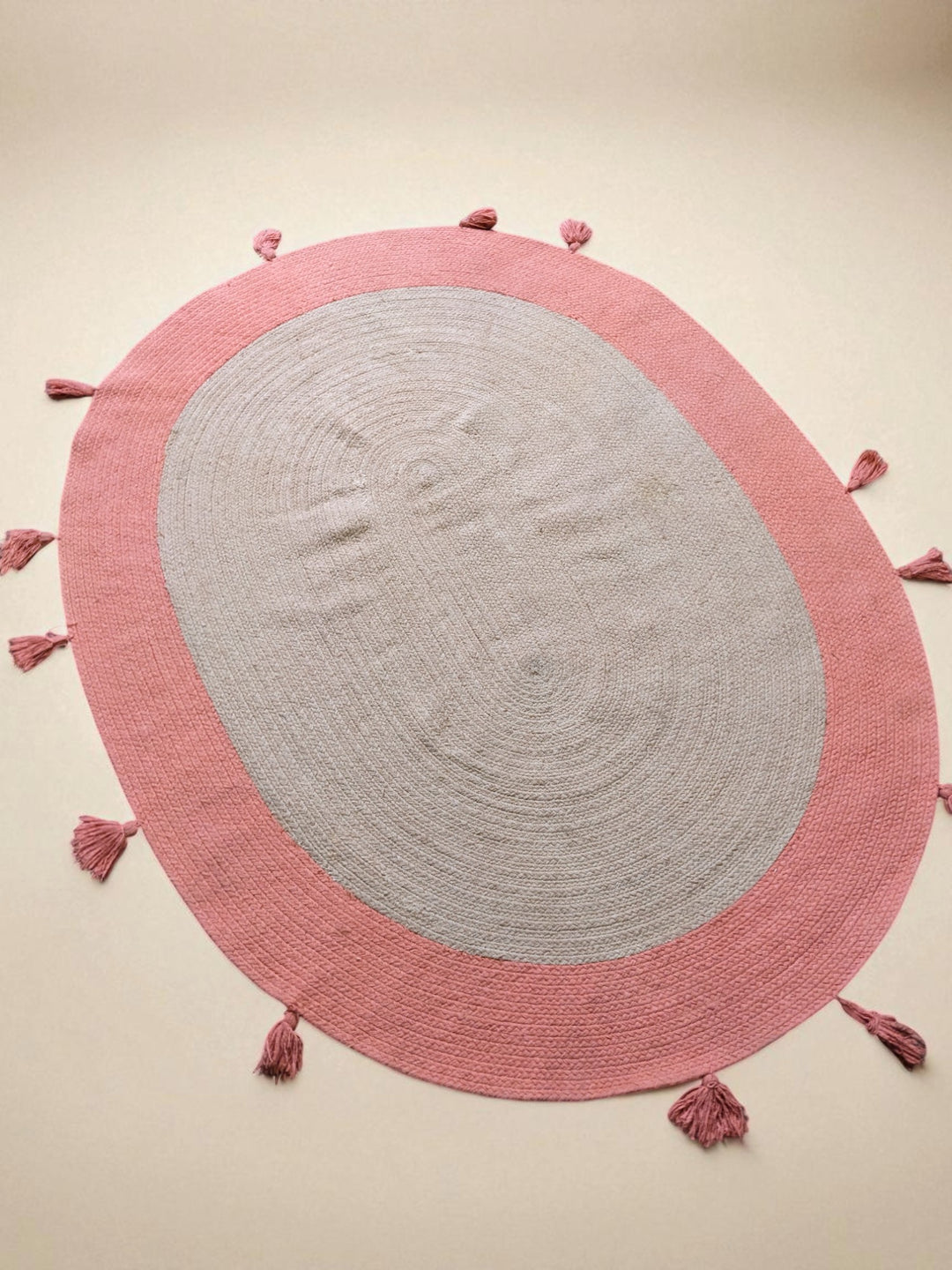 Braided Natural Oval Jute Rug - Size: 5.2 x 4