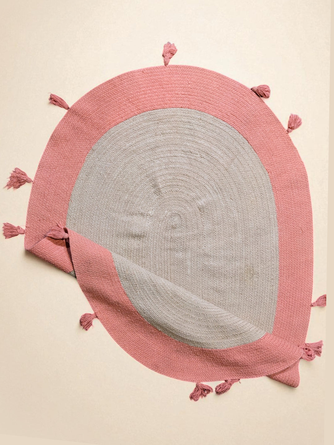 Braided Natural Oval Jute Rug - Size: 5.2 x 4