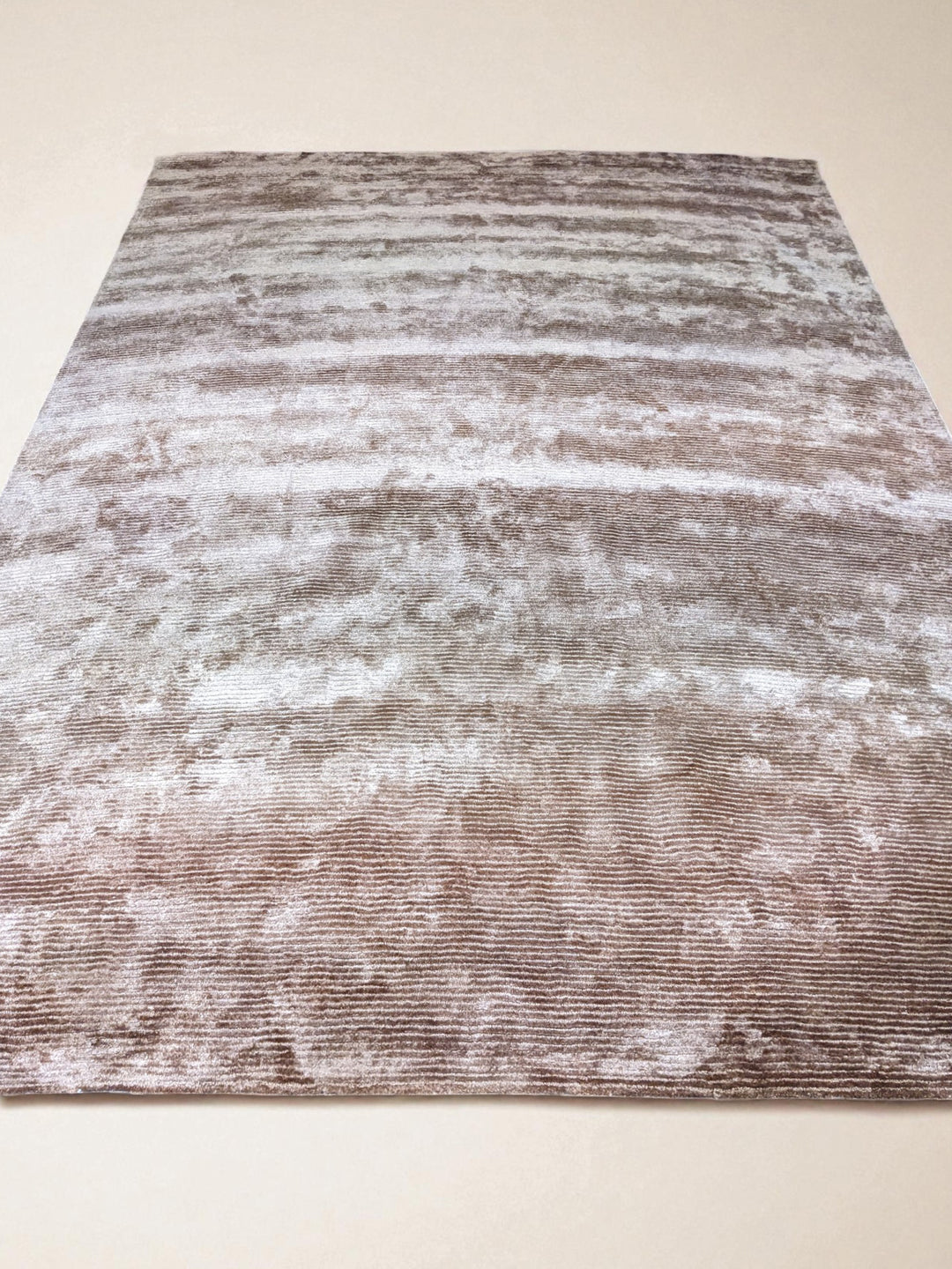 Lenu Hand Tufted Rug - Size: 10.11 x 7.11