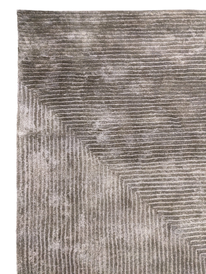 Veya Hand Tufted Rug - Size: 10 x 8