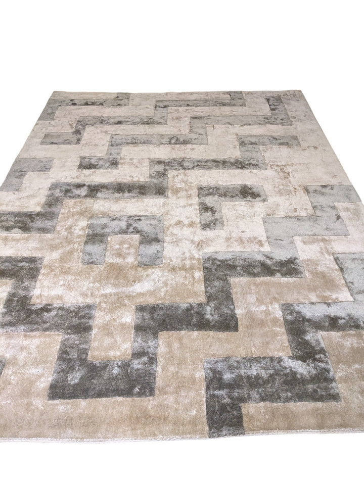 Arnalu Hand Tufted Rug - Size: 11.1 x 8.5