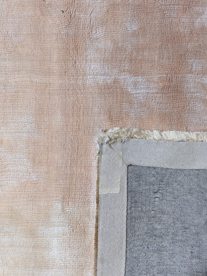 Aven Hand Tufted Rug - Size: 7.10 x 6