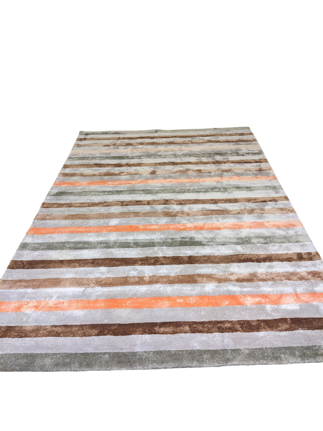 Tani Hand Tufted Rug - Size: 8.10 x 5.10