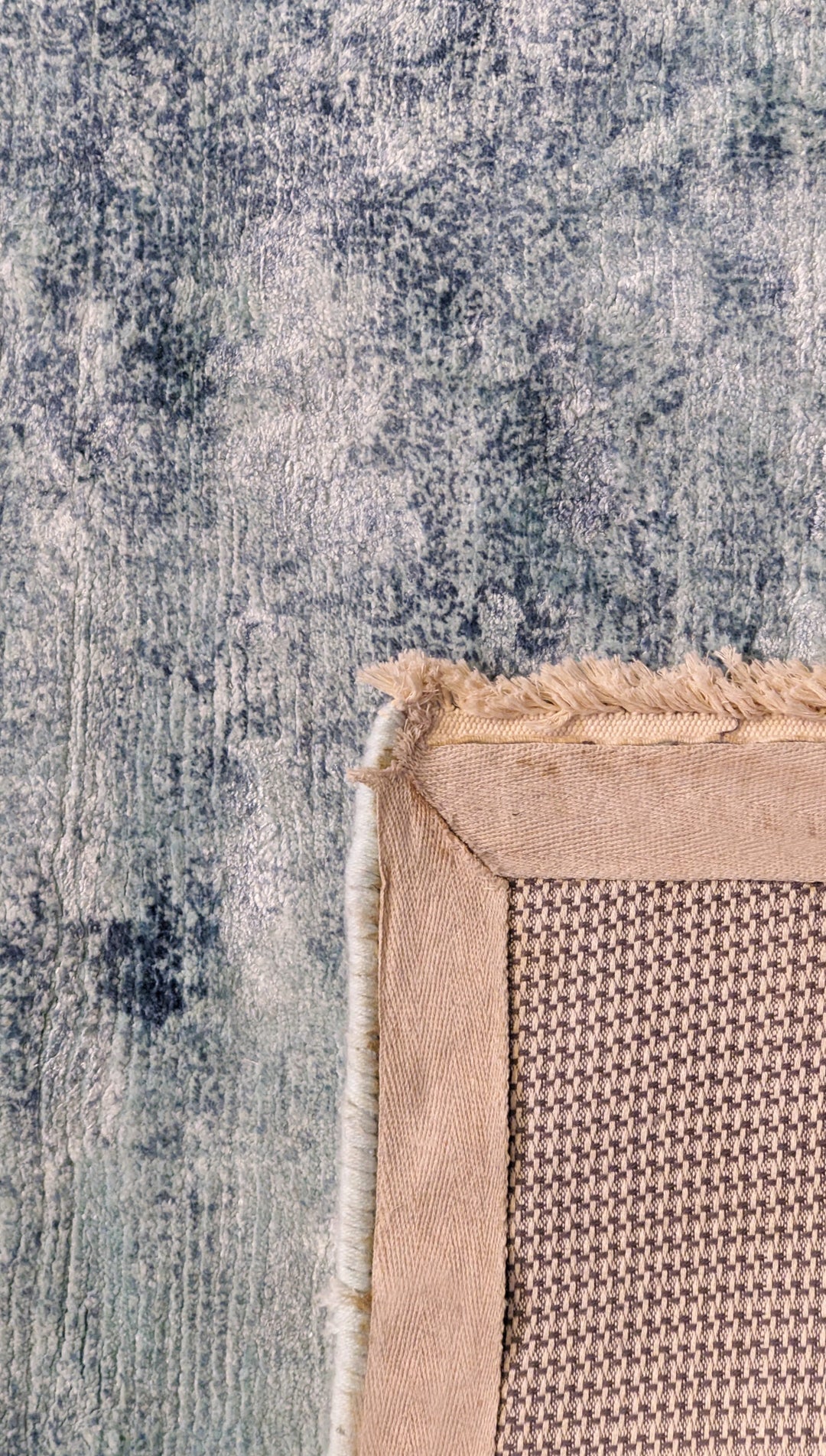 Nuvra Hand Tufted Rug - Size: 9.9 x 6.9