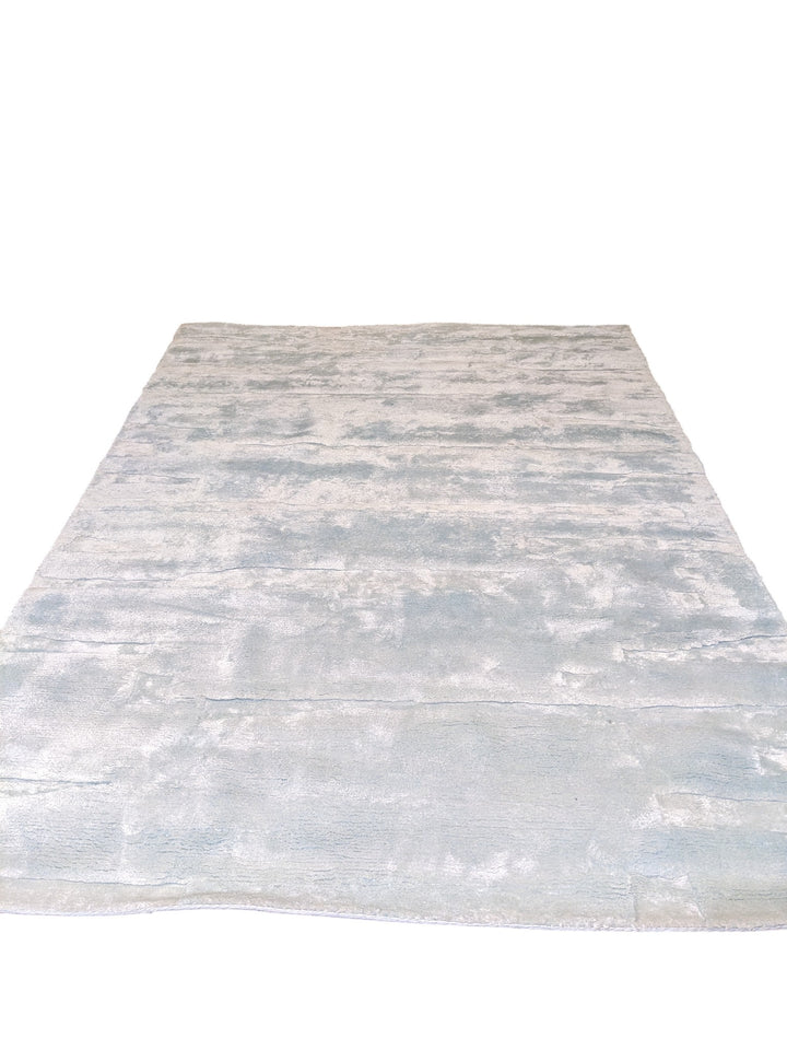 Ruvoi Hand Tufted Rug - Size: 9.7 x 6.9