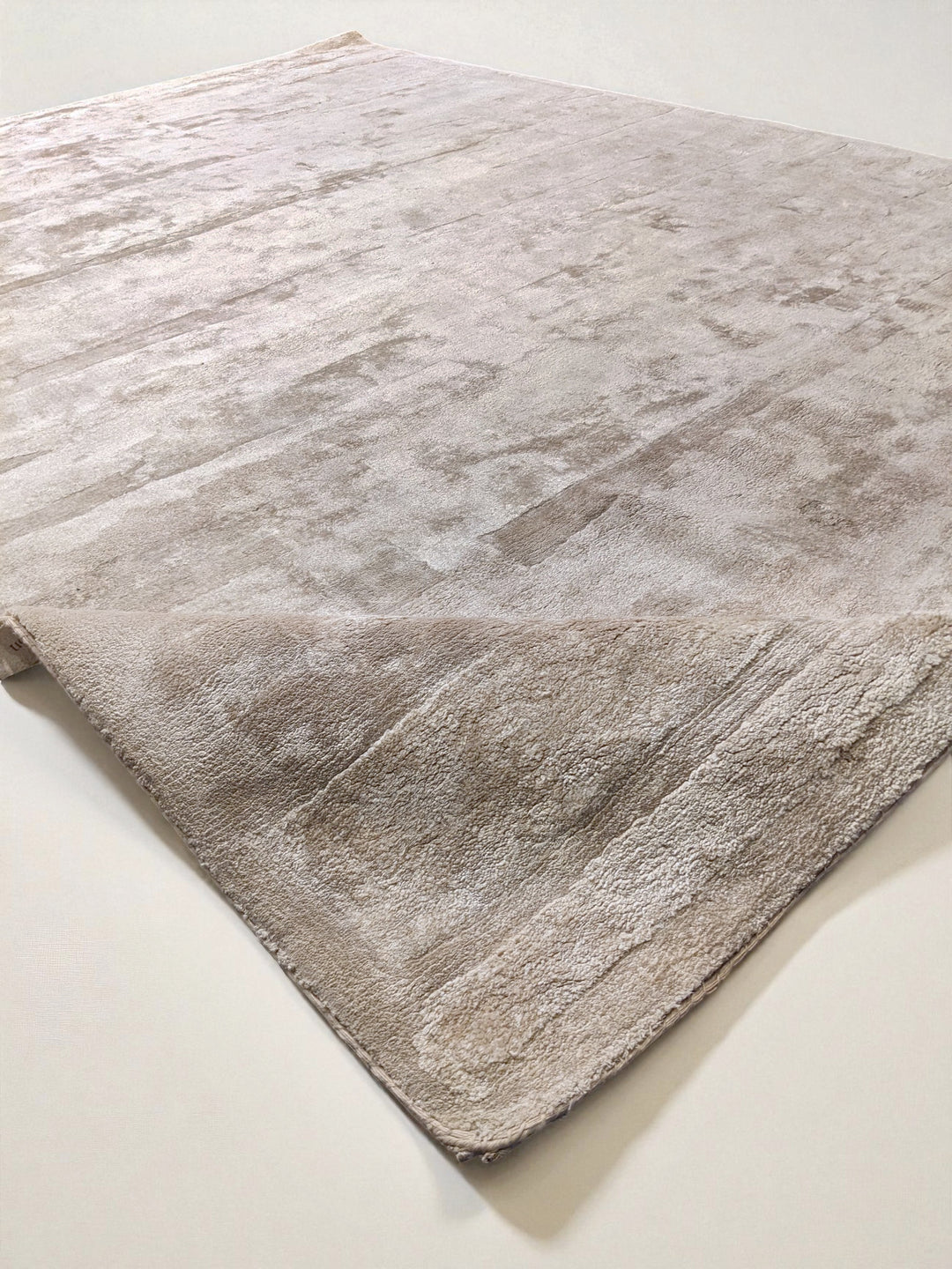 Zyra Hand Tufted Rug - Size: 11.2 x 8.3