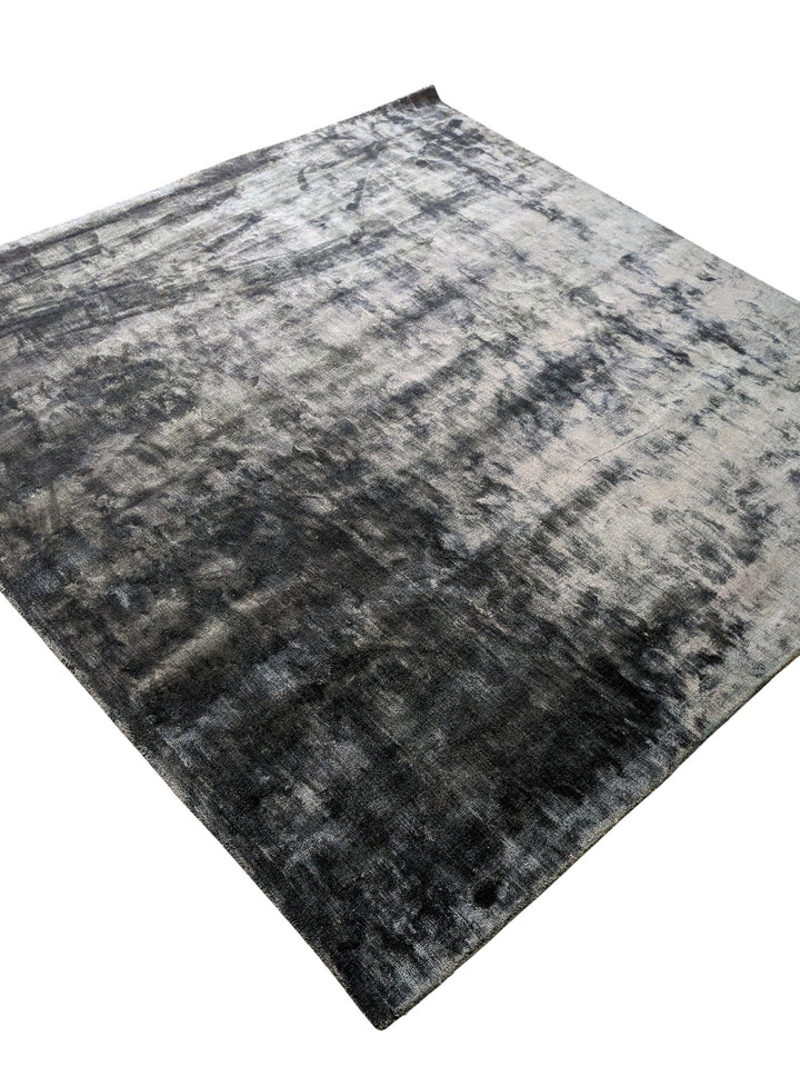 Leno Hand Tufted Rug - Size: 8 x 7.9