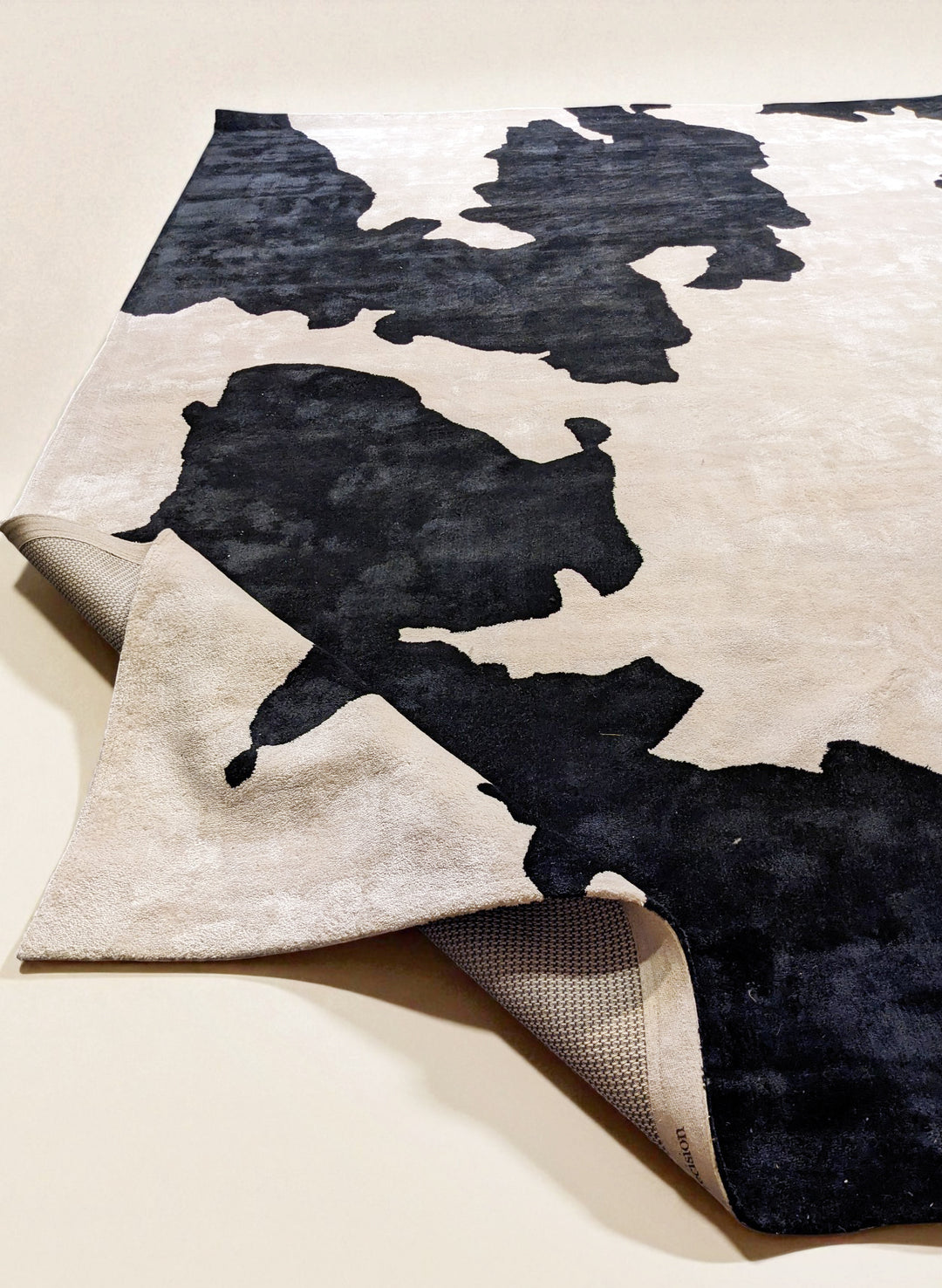 Riona Hand Tufted Rug - Size: 10.8 x 8