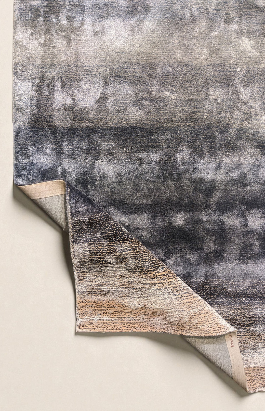 Rava Hand Tufted Rug - Size: 8.10 x 5.11