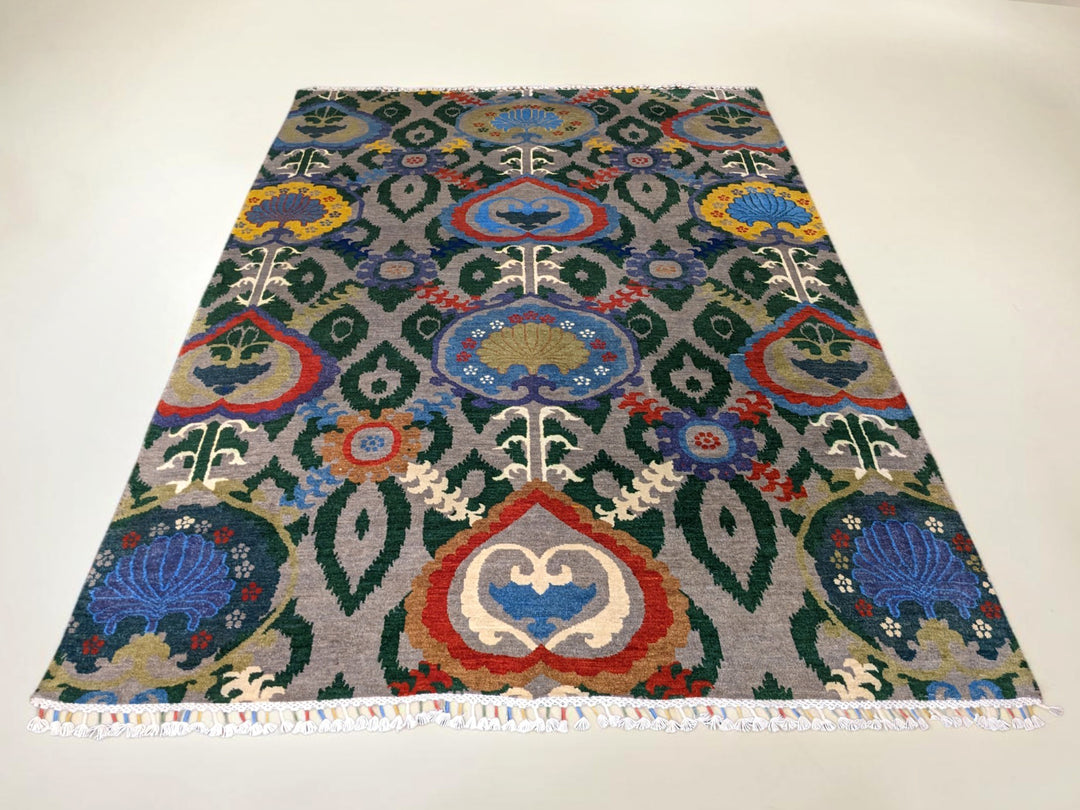 Suzani Modern Chobi Rug - Size: 9.2 x 6.2
