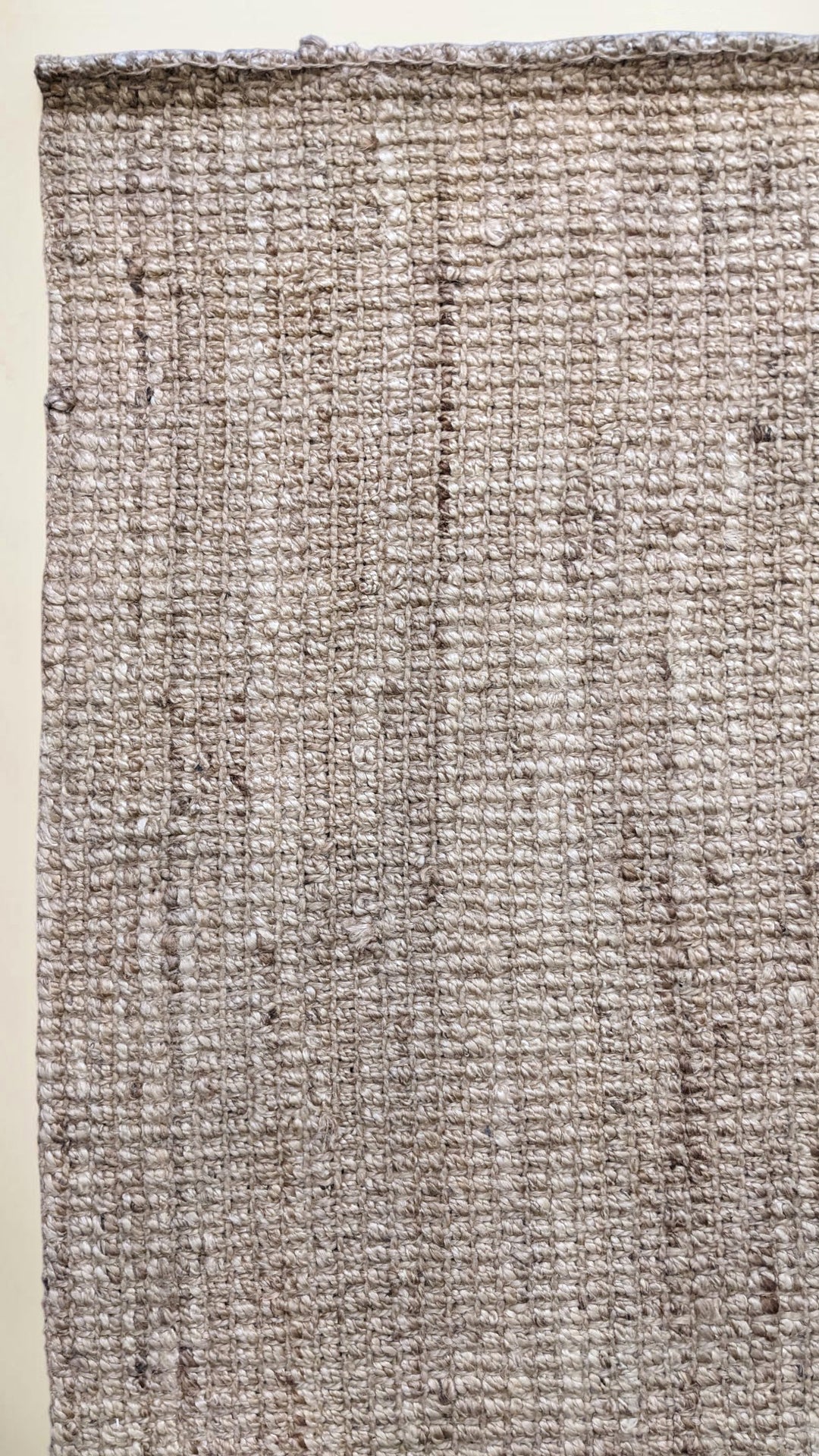 Chunky Natural Jute Rug - Size: 7.7 x 5.7