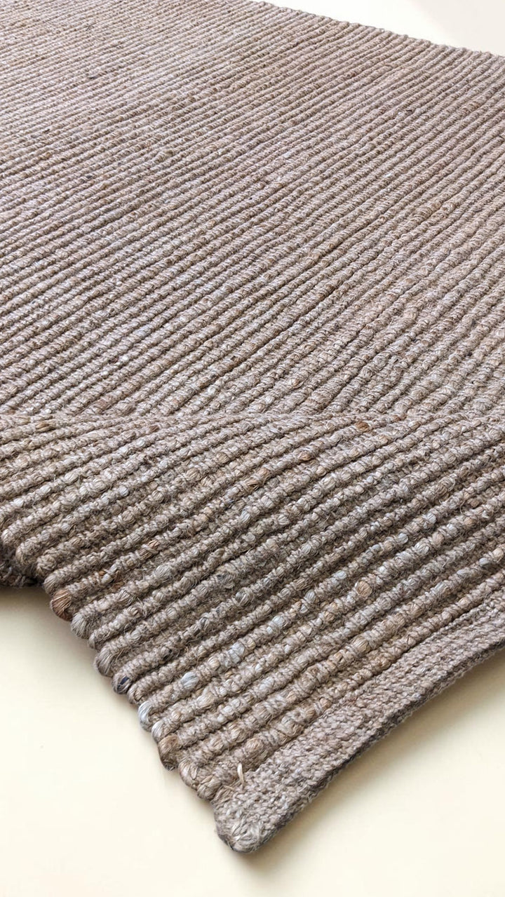 Braided Natural Jute Rug - Size: 10 x 6