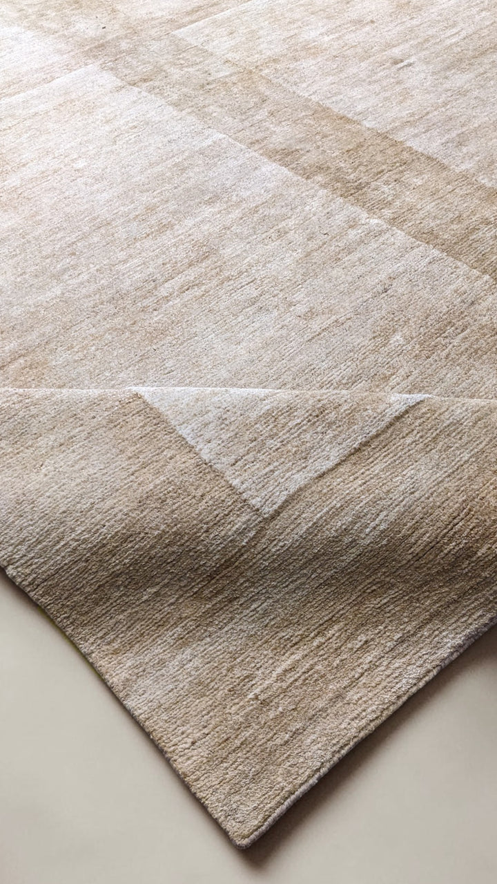 Gabbeh Modern Rug - Size: 9.7 x 6.10