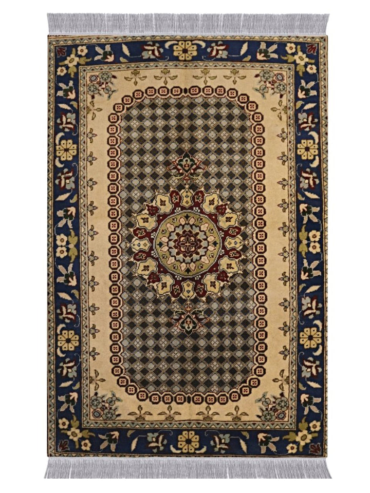 Mazar Sharif Rug - Size: 5.8 x 3.4