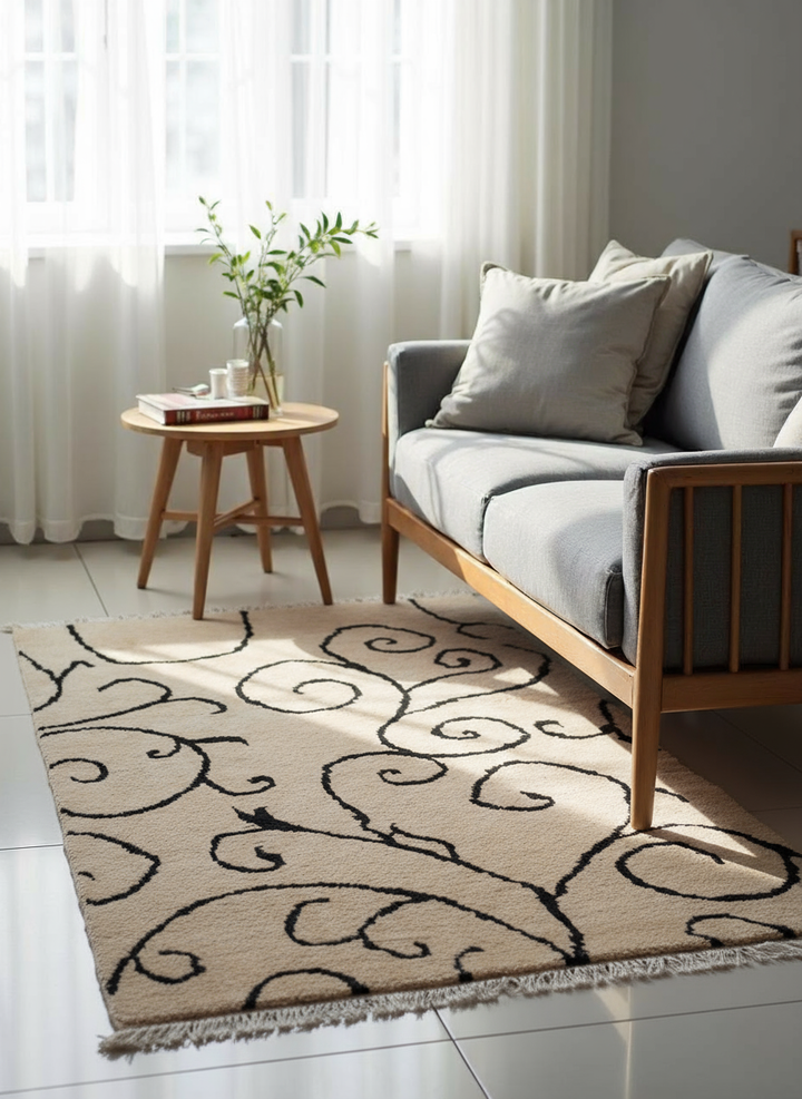 Lynx Hand Knotted Rug - Size: 6 x 4