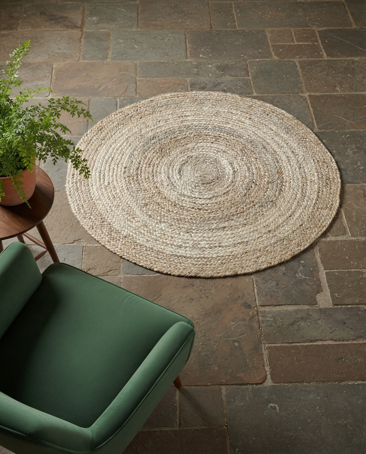 Braided Natural Round Jute Rug - Size: 3.4 x 3.4
