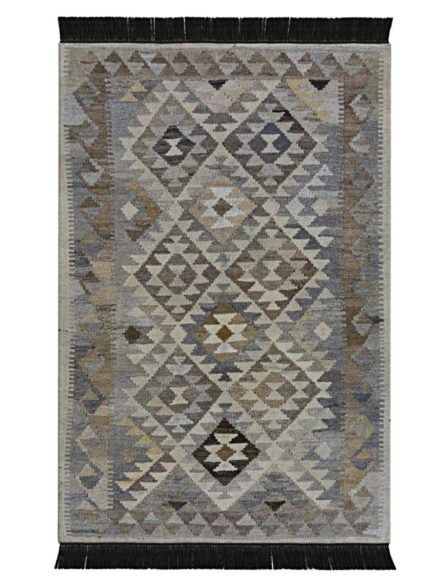 Nuetral Bohemian Kilim - Size: 4.9 x 3.3