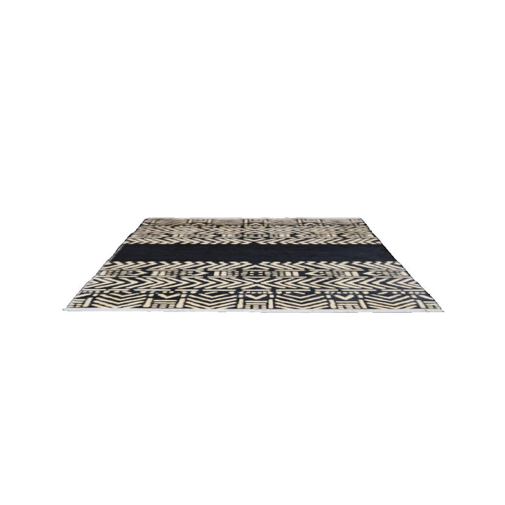Dinka Hand Knotted Rug — 9.11 x 8.3, transparent AR model (3.0226 × 2.5146 m)
