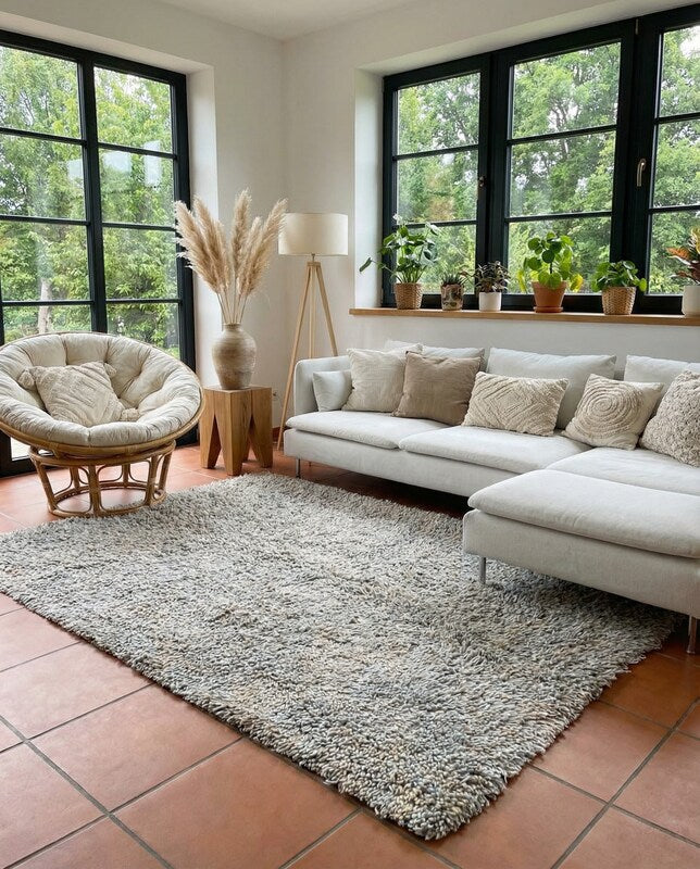 Shaggy Hand Knotted Wool Rug - Size: 7.4 x 5.4