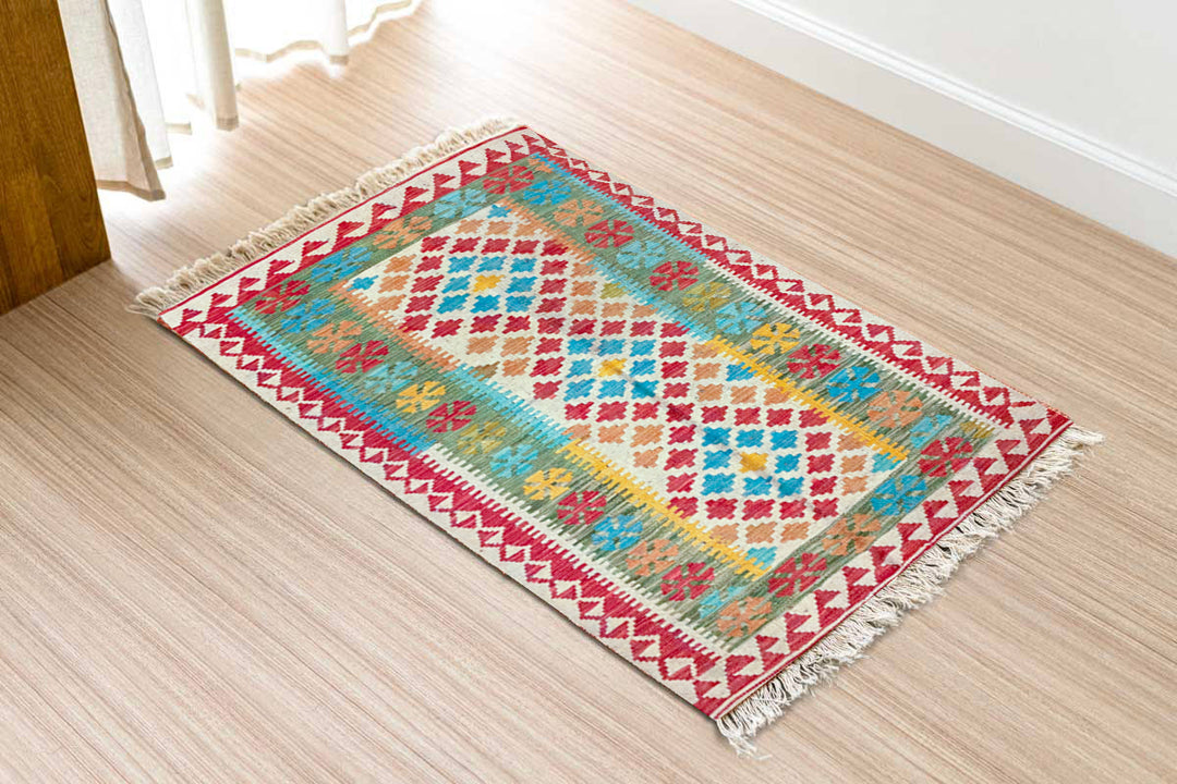 Esther - Size: 5.2 x 3.3 - Imam Carpet Co