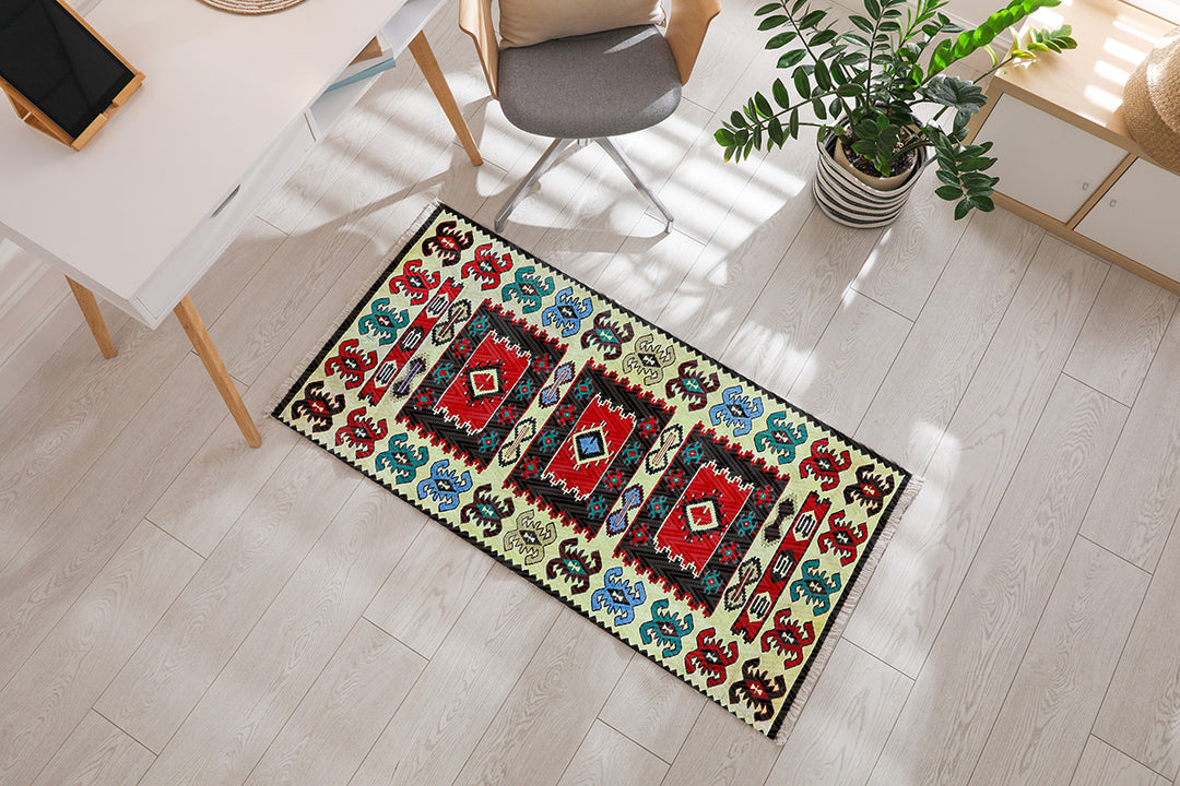 Hekimhan - Size: 4.10 x 2.6 - Imam Carpet Co