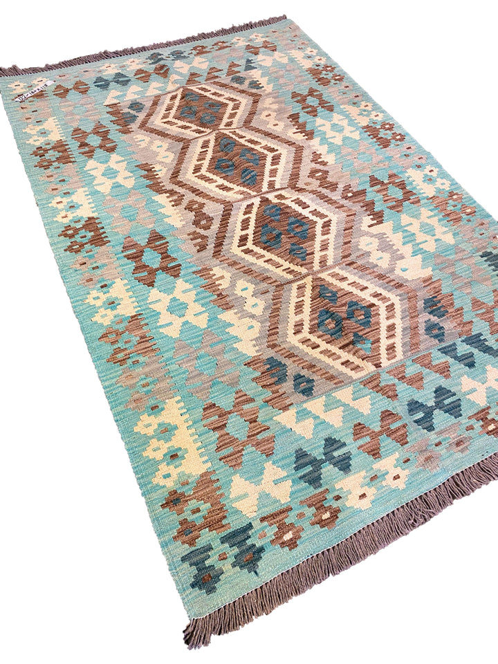 Hesther - Size: 5.10 x 3.10 - Imam Carpet Co