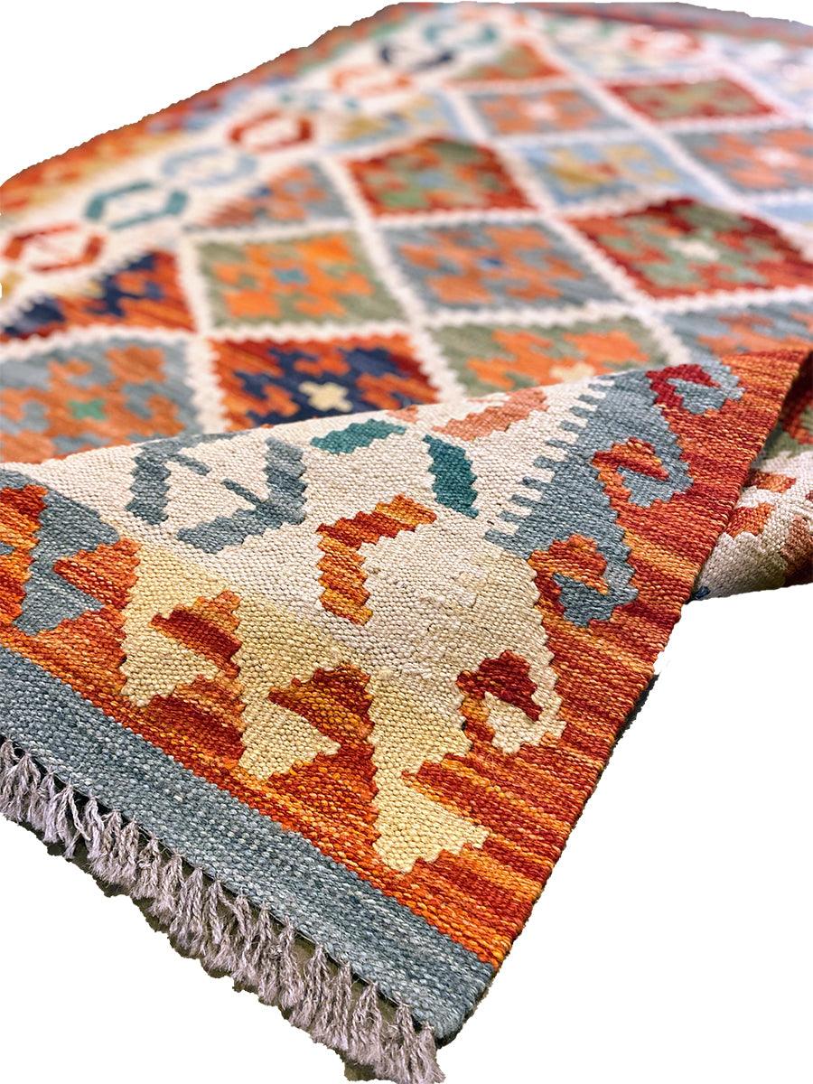 Samiha - Size: 4.8 x 3.2 - Imam Carpet Co