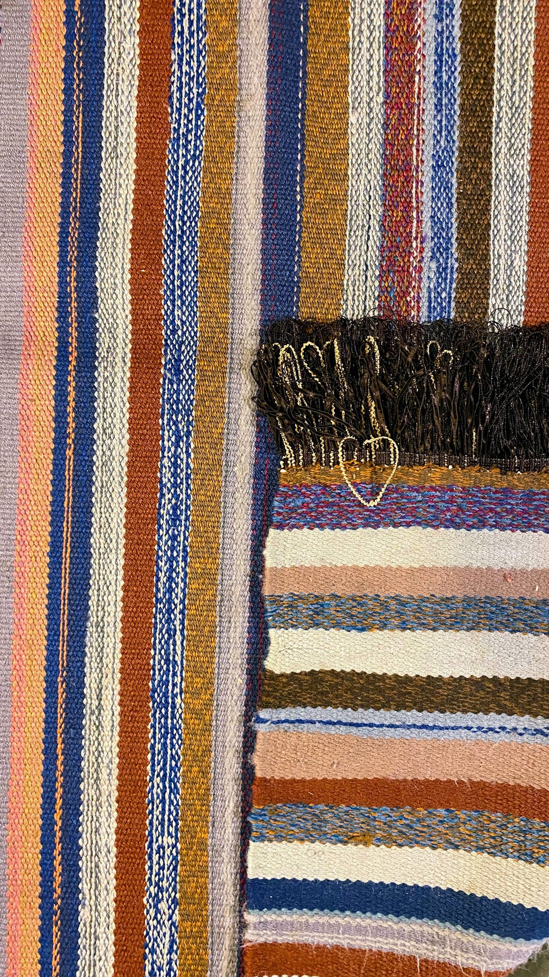 Duocai de - Size: 5.5 x 3.11 - Imam Carpet Co