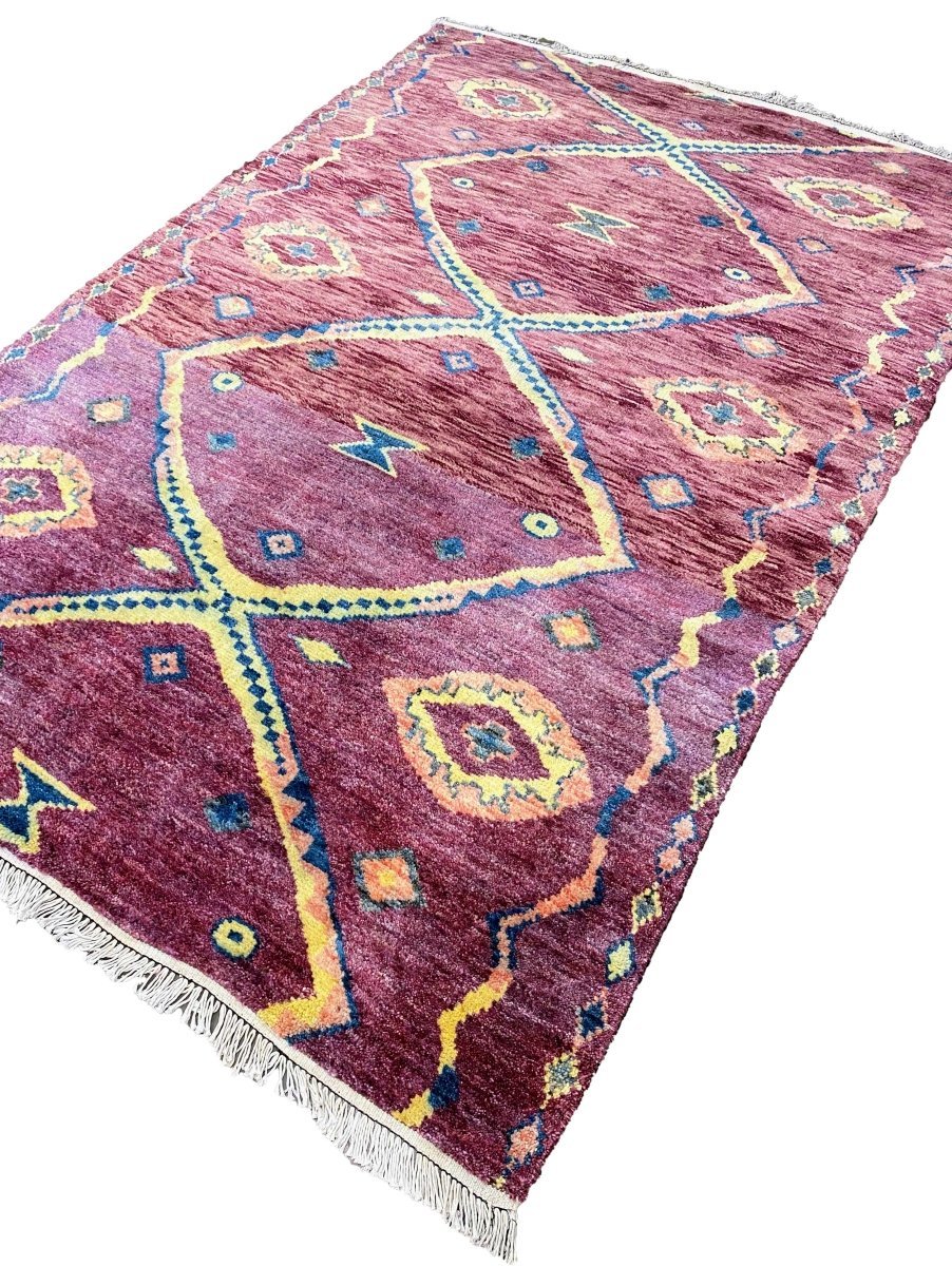 Abrush Moroccan Rug - Size: 8.1 x 5.6 - Imam Carpet Co