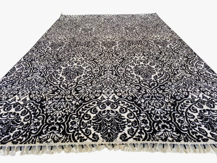 Black Wrought Trellis Silk Rug - Size: 9.5 x 5.11 - Imam Carpets - Online Shop