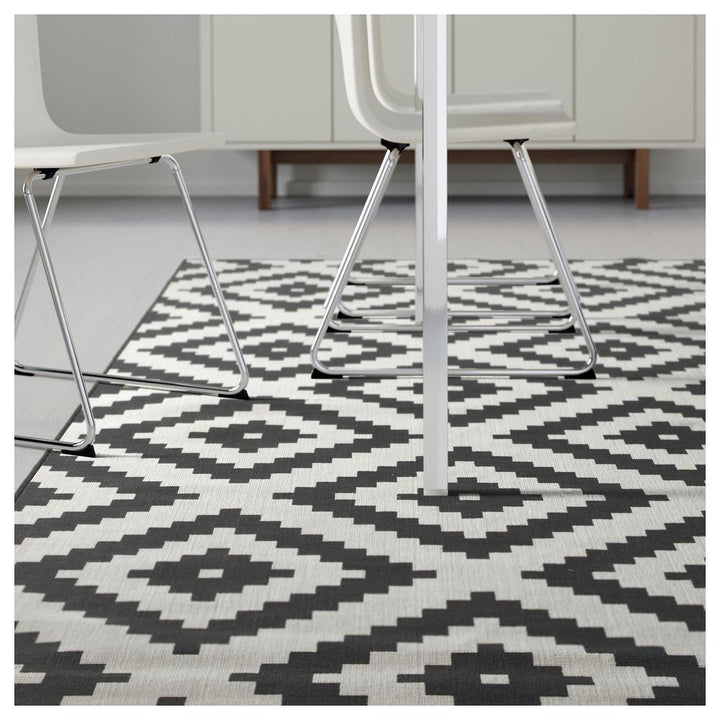 Black/White Diamond Geometric Rug - Size: 9.10 x 6.7 - Imam Carpet Co. Home