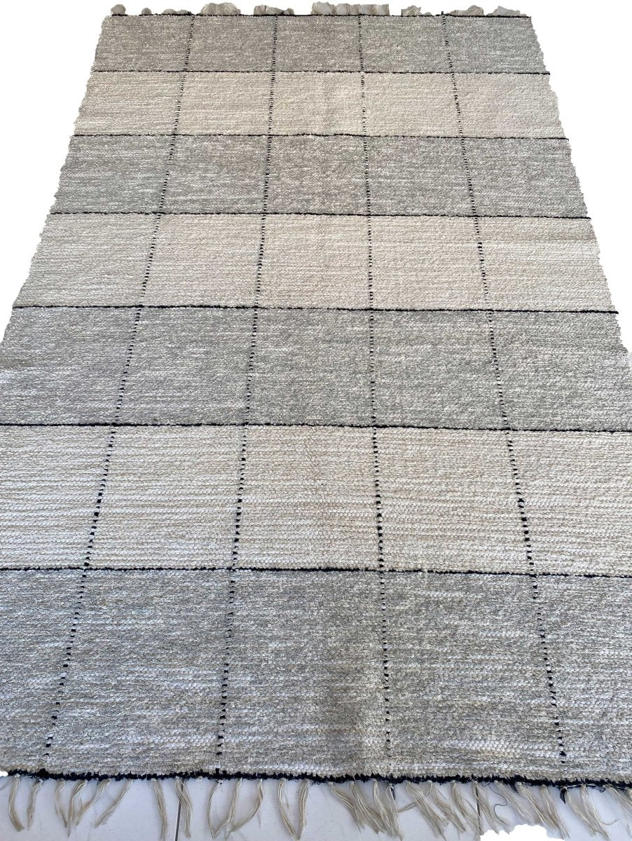 Modern Check Rug - Size: 7.11 x 5.2 - Imam Carpets Online Store