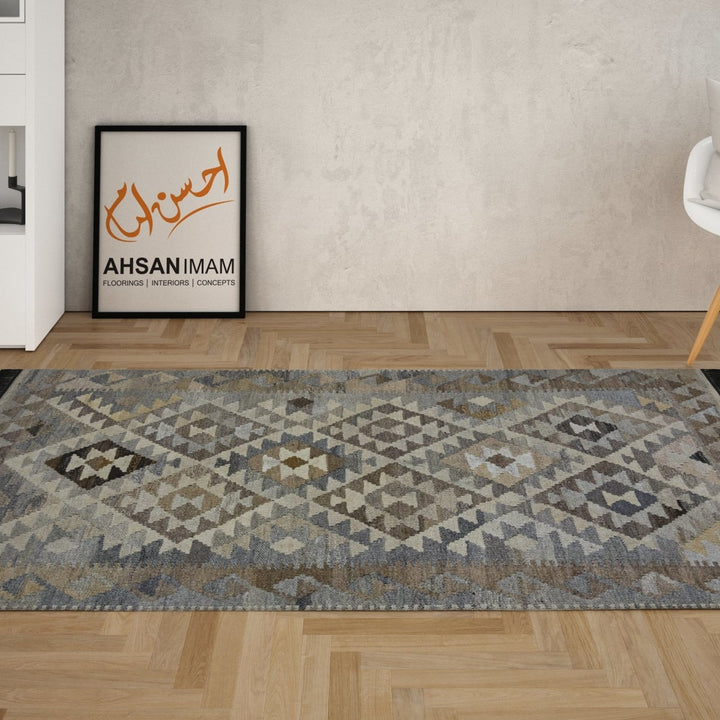 Nuetral Bohemian Kilim - Size: 4.9 x 3.3 - Imam Carpets - Online Shop