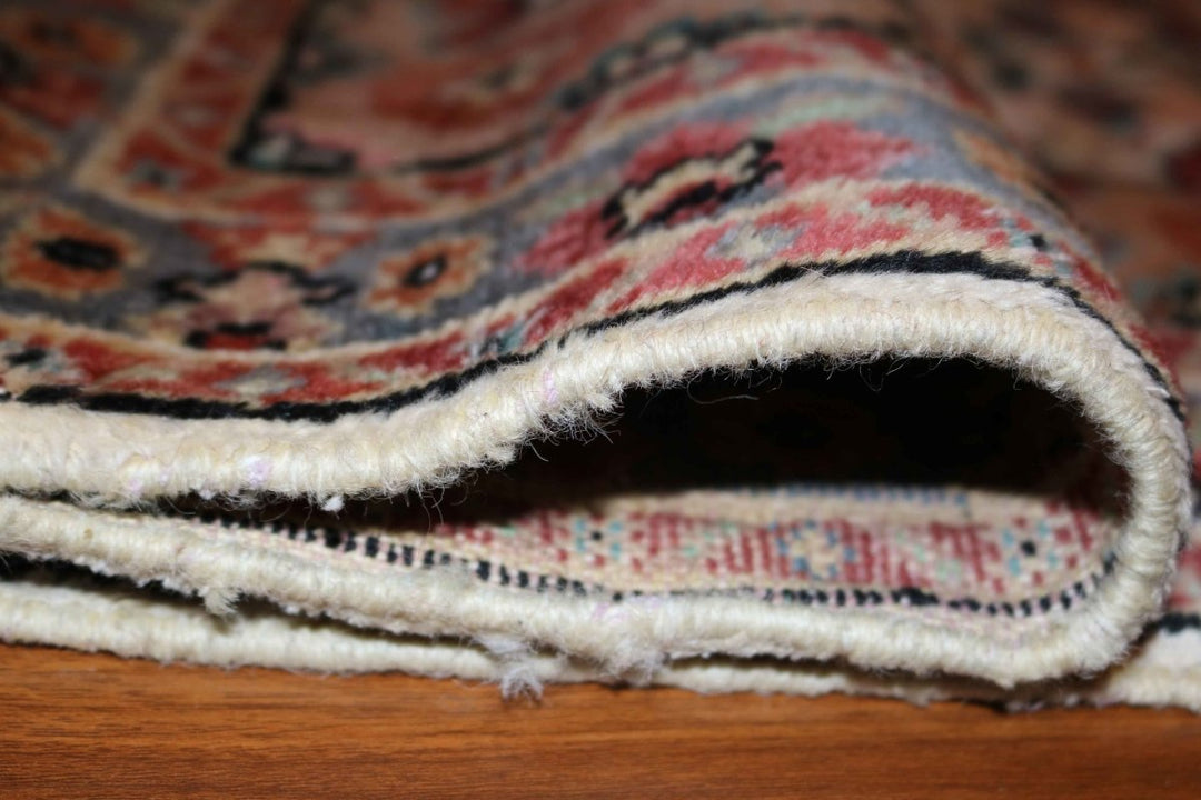 Pakistani - 2 x 3.2 - Silk Persian Handmade Carpet - Imam Carpets - Online Shop