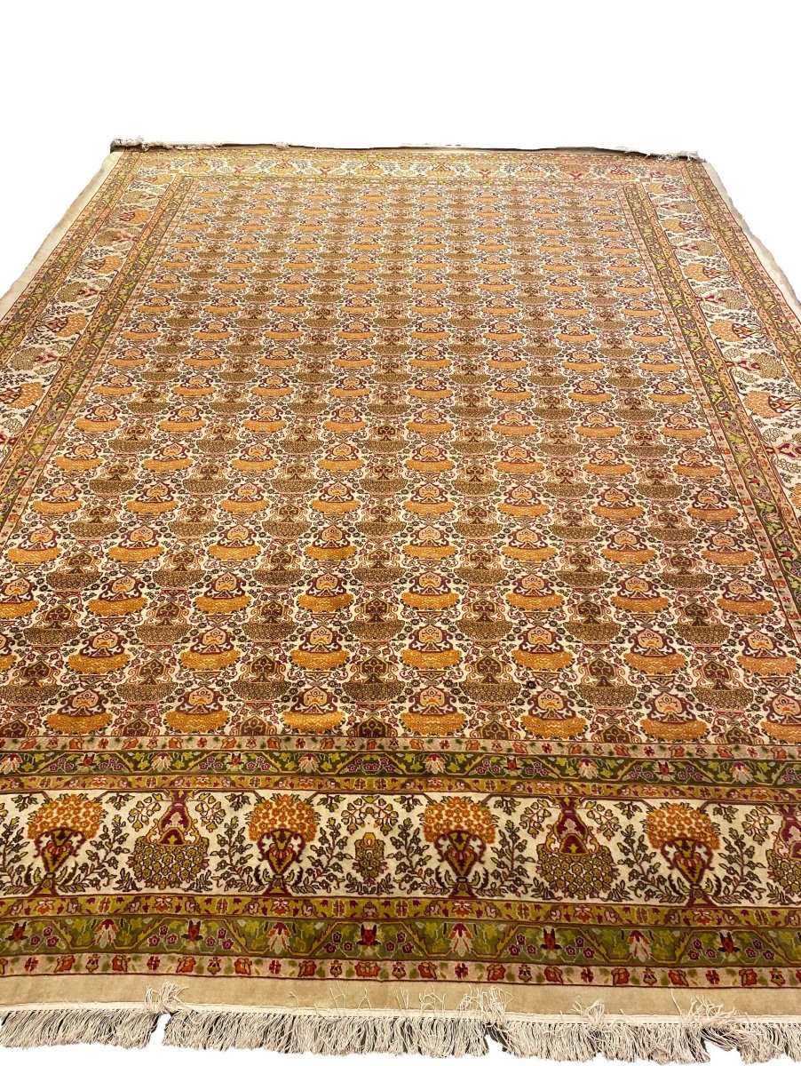 Regal Garden - Size: 13.3 x 9.10 - Imam Carpets Online Store