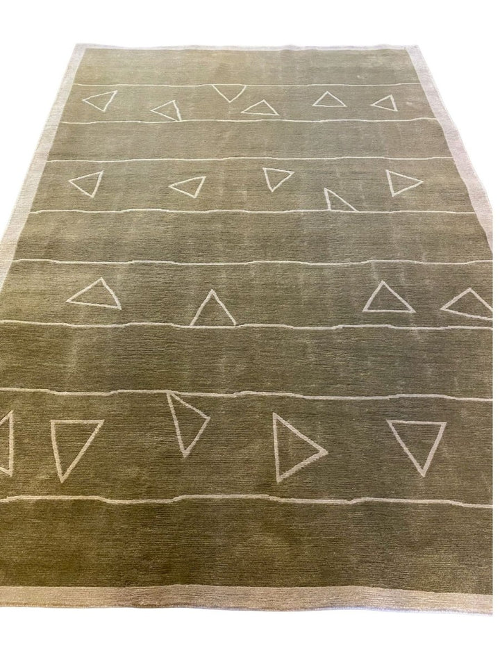 Triangle Gabbeh Rug - Size: 9.4 x 6.6 - Imam Carpets - Online Shop